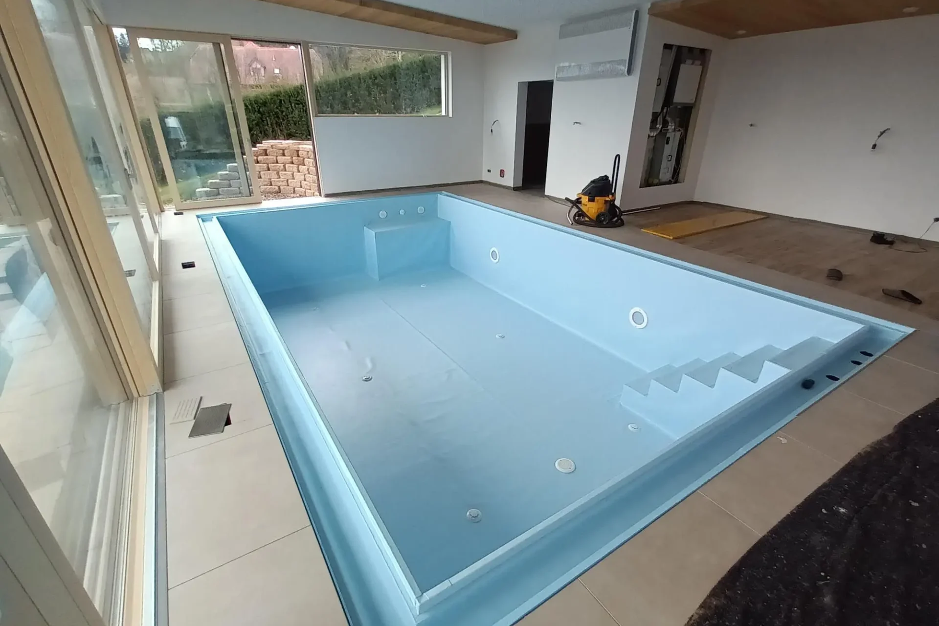 Pool2